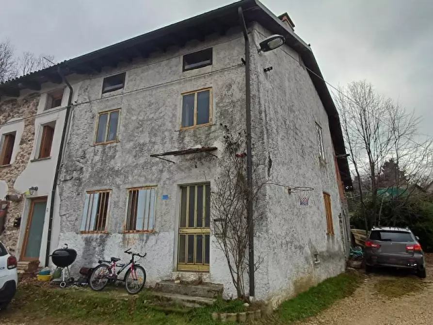 Immagine 4 di Porzione di casa in vendita  in Localita' Bernardi a Schio