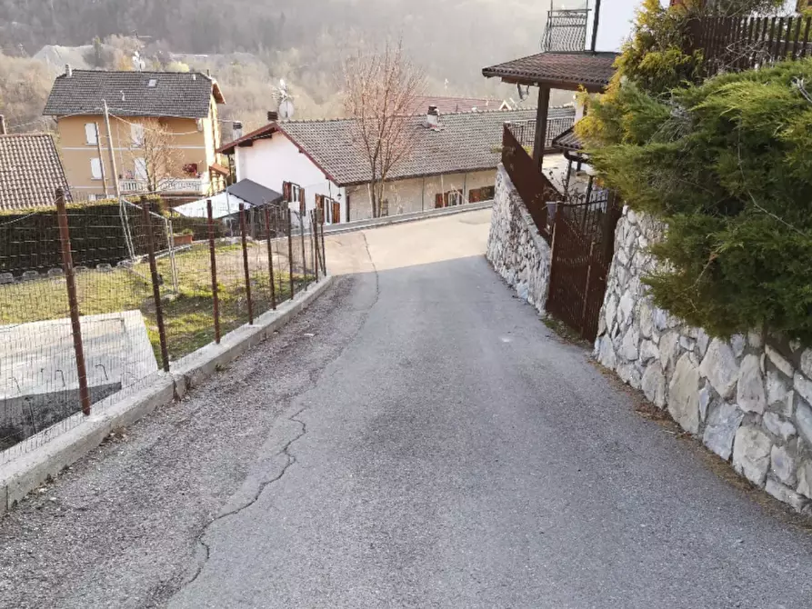 Immagine 5 di Terreno edificabile in vendita  in Via IV Novembre a Alta Valle Intelvi