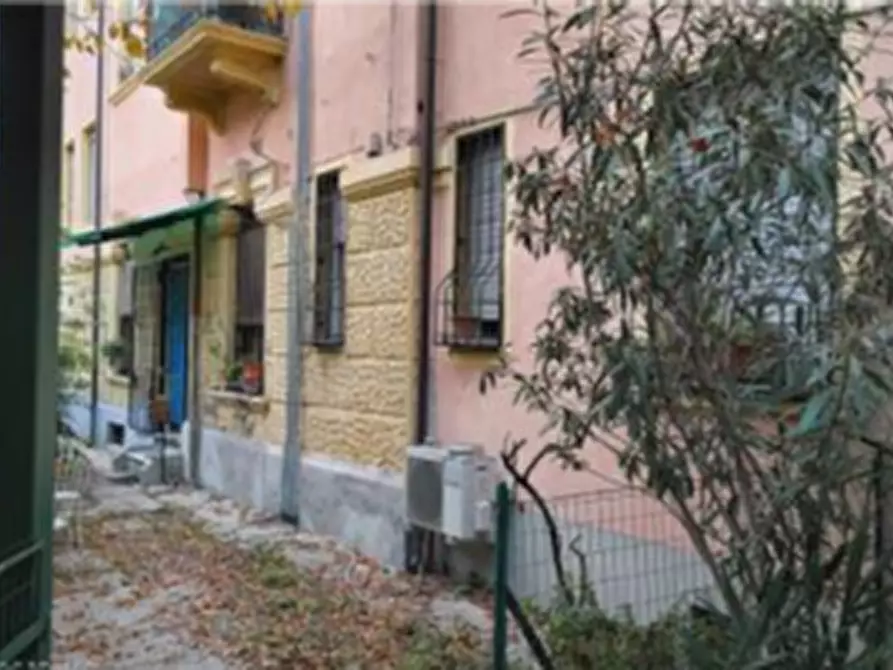 Immagine 15 di Casa indipendente in vendita  in Via Rovereto a Verona