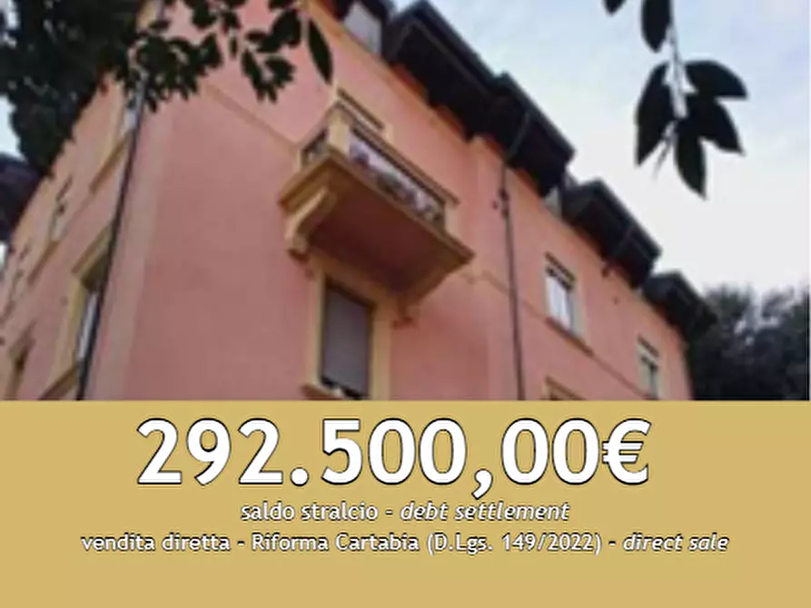 Immagine 1 di Casa indipendente in vendita  in Via Rovereto a Verona