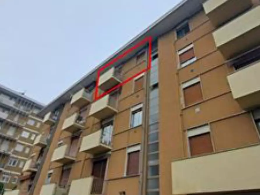 Immagine 3 di Appartamento in vendita  in Via Enrico Dell'Acqua a Busto Arsizio