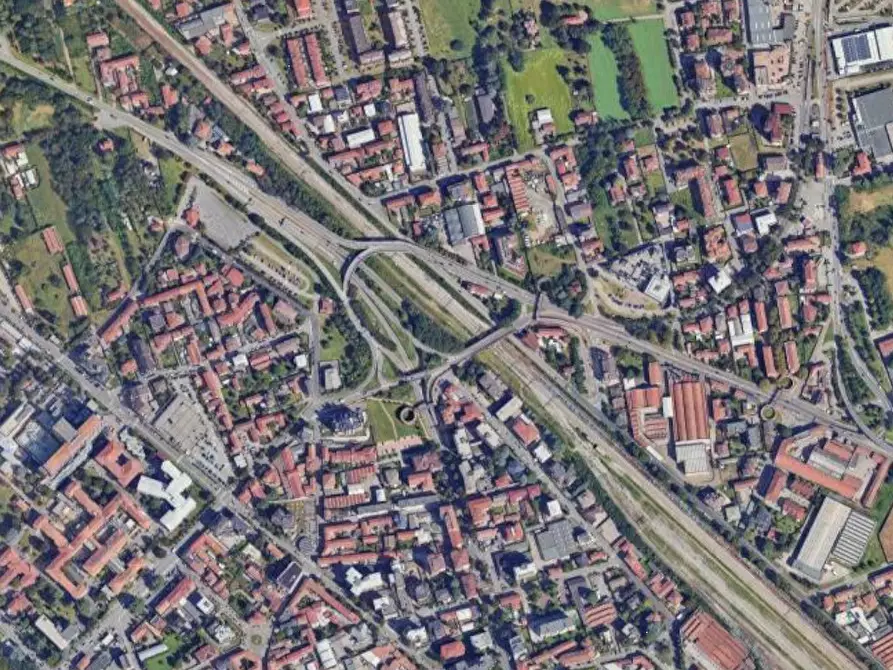 Immagine 27 di Appartamento in vendita  in Via Enrico Dell'Acqua a Busto Arsizio