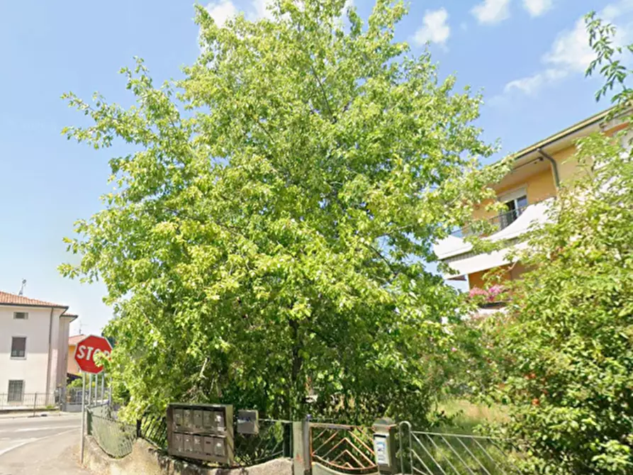 Immagine 8 di Appartamento in vendita  in Via regia antica a Lonato del Garda