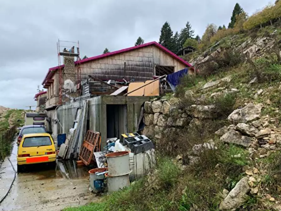 Immagine 5 di Terreno edificabile in vendita  in Via degli Scaligeri a Caltrano