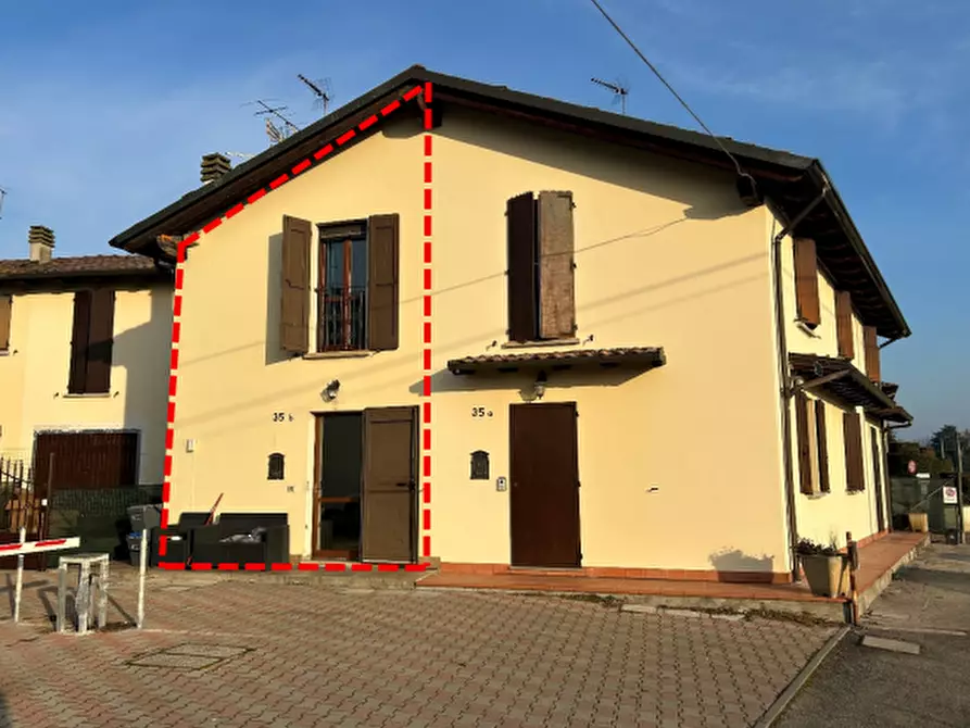 Immagine 4 di Porzione di casa in vendita  in via Miserabili a Budrio
