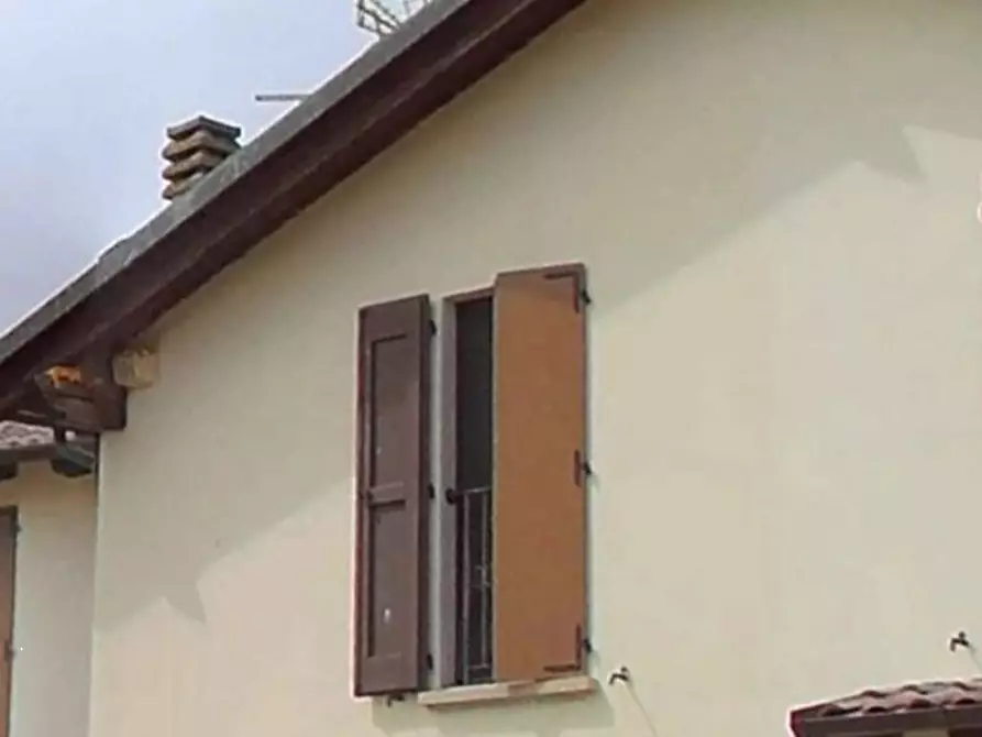 Immagine 7 di Porzione di casa in vendita  in via Miserabili a Budrio