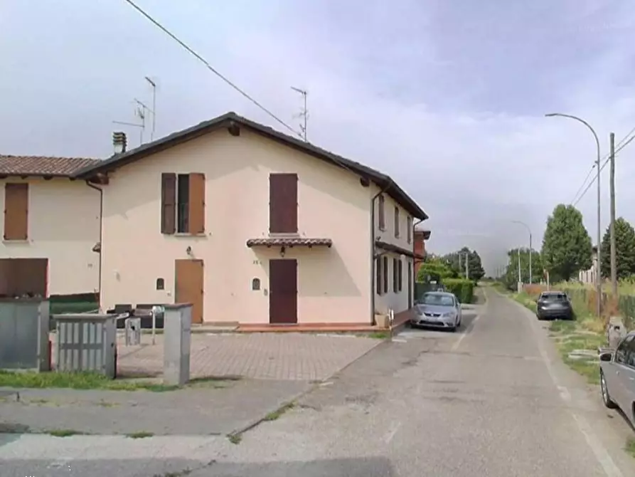 Immagine 14 di Porzione di casa in vendita  in via Miserabili a Budrio