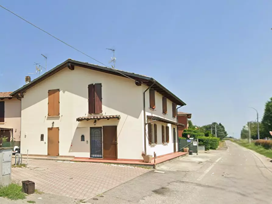 Immagine 18 di Porzione di casa in vendita  in via Miserabili a Budrio