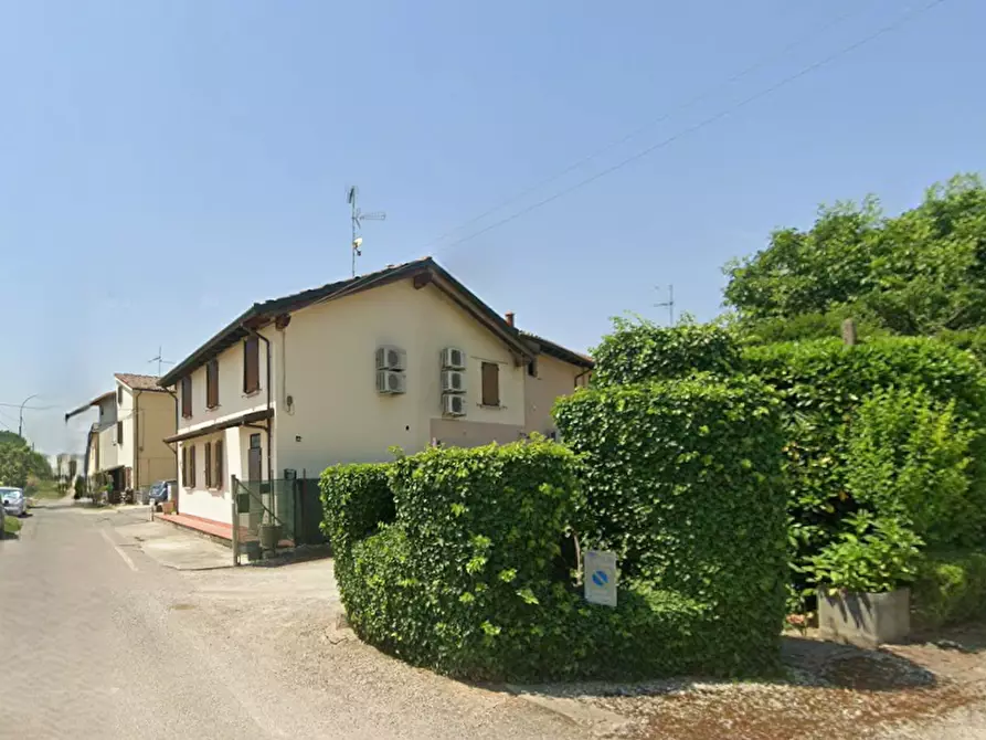 Immagine 22 di Porzione di casa in vendita  in via Miserabili a Budrio