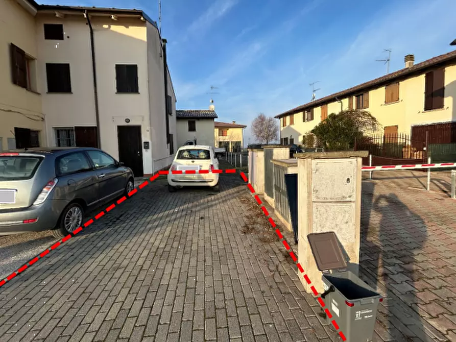 Immagine 26 di Porzione di casa in vendita  in via Miserabili a Budrio