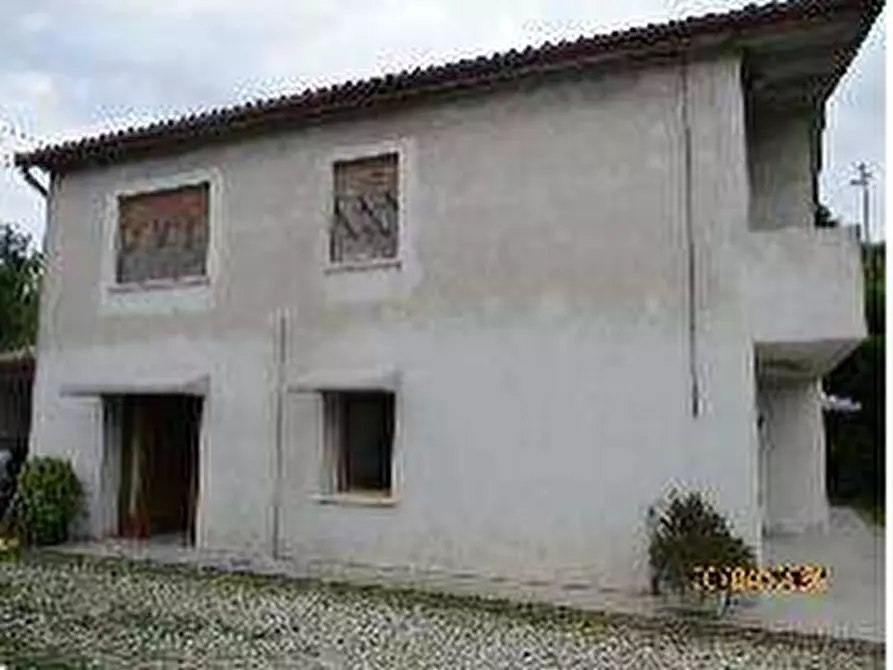 Immagine 4 di Casa indipendente in vendita  in  Via Giovanni e Paolo Possamai a Pieve Di Soligo