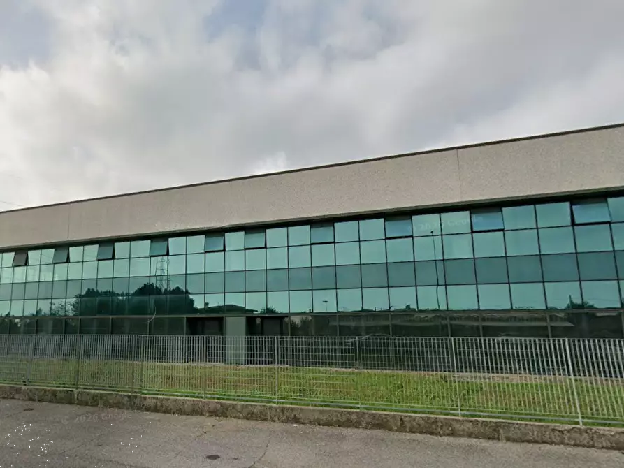 Immagine 3 di Capannone industriale in vendita  in Via del Commercio a Orzivecchi