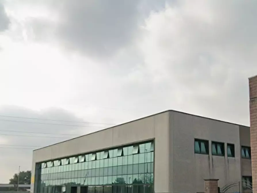 Immagine 11 di Capannone industriale in vendita  in Via del Commercio a Orzivecchi