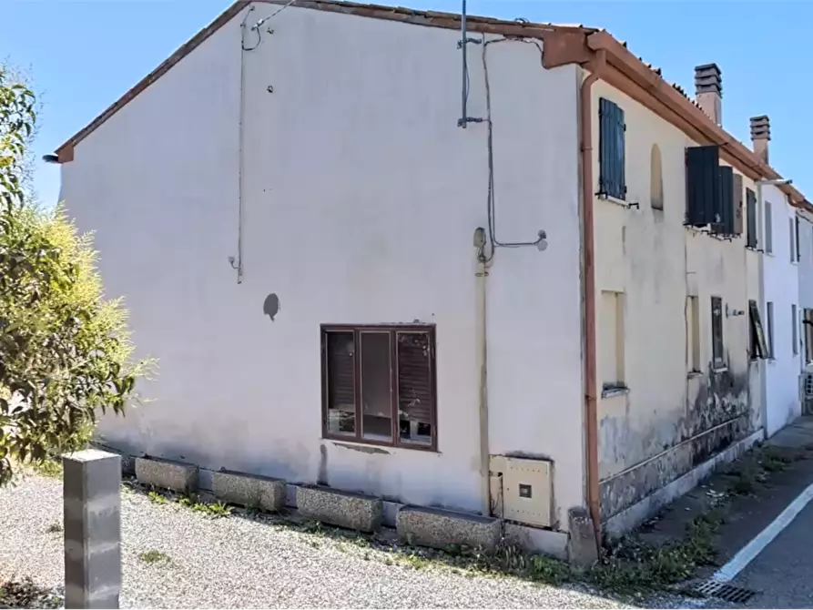 Immagine 5 di Porzione di casa in vendita  in Via Suppiavento a Bonavigo