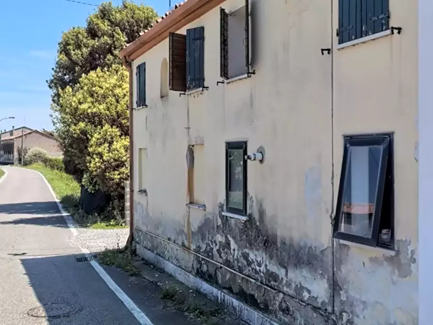 Immagine 7 di Porzione di casa in vendita  in Via Suppiavento a Bonavigo
