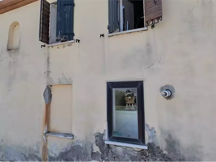 Immagine 11 di Porzione di casa in vendita  in Via Suppiavento a Bonavigo