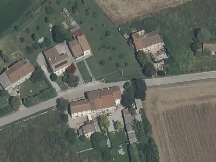 Immagine 26 di Porzione di casa in vendita  in Via Suppiavento a Bonavigo