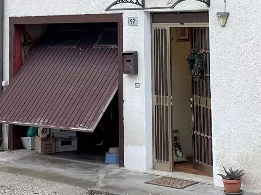 Immagine 8 di Porzione di casa in vendita  in Via Olmo a Carrè