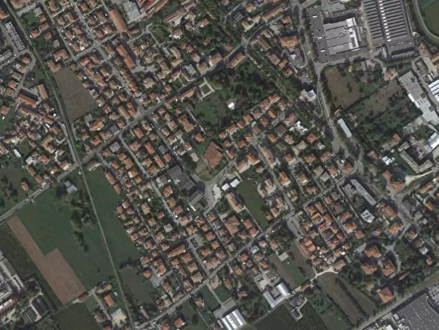 Immagine 10 di Appartamento in vendita  in via Zezzos a Vittorio Veneto