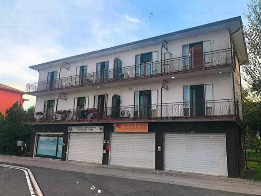 Immagine 2 di Appartamento in vendita  in Via Altinia a Venezia