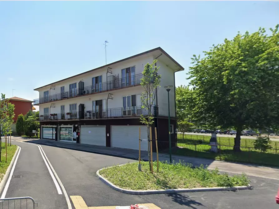 Immagine 7 di Appartamento in vendita  in Via Altinia a Venezia
