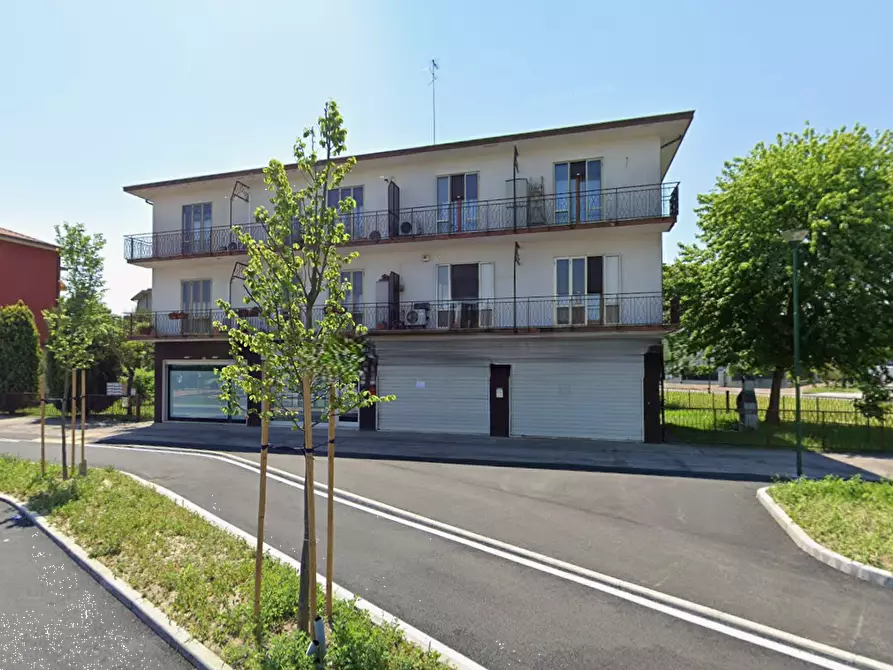 Immagine 23 di Appartamento in vendita  in Via Altinia a Venezia