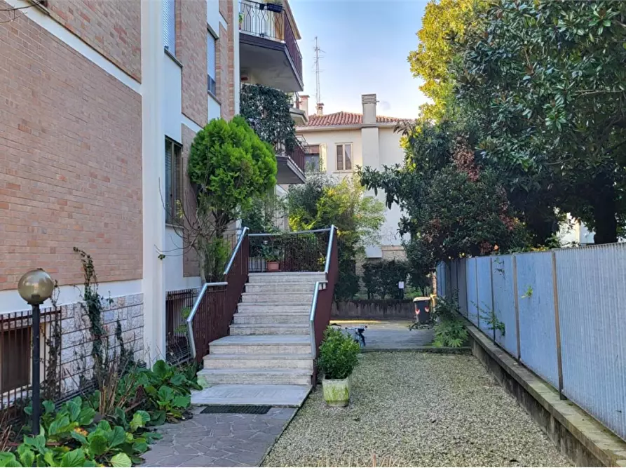 Immagine 4 di Appartamento in vendita  in Via Enrico Bernardi  a Padova