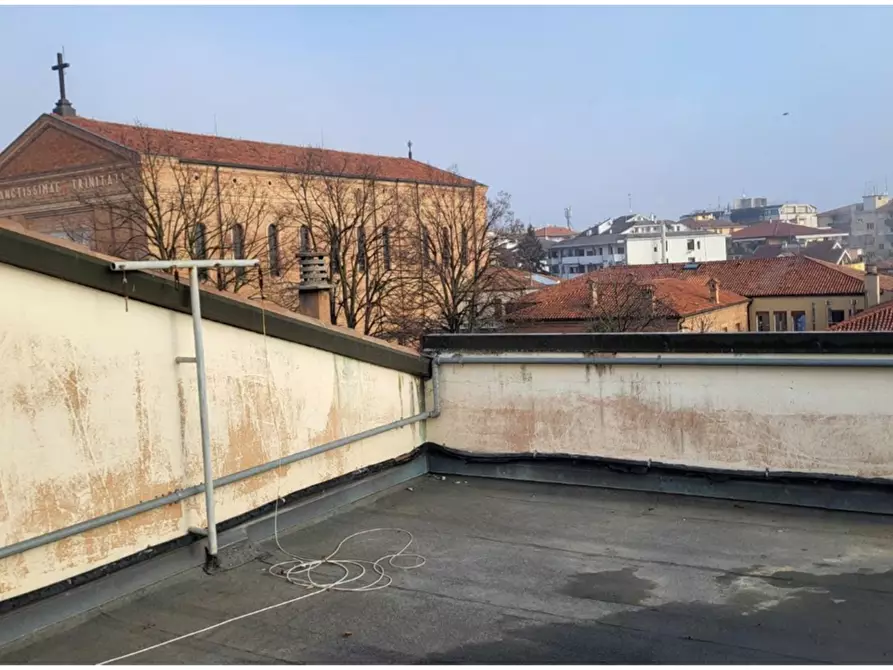 Immagine 6 di Appartamento in vendita  in Via Enrico Bernardi  a Padova
