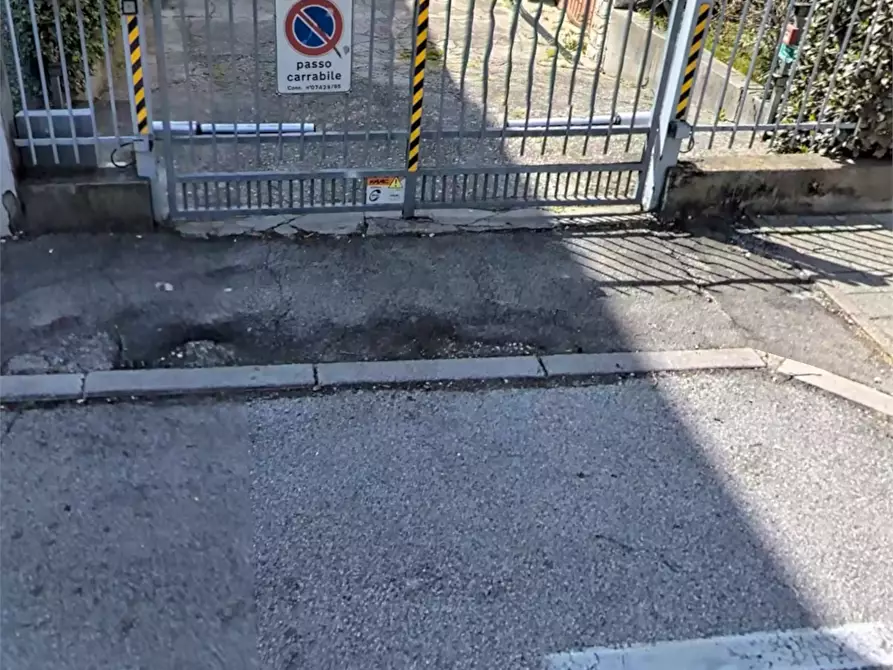 Immagine 11 di Appartamento in vendita  in Via Enrico Bernardi  a Padova