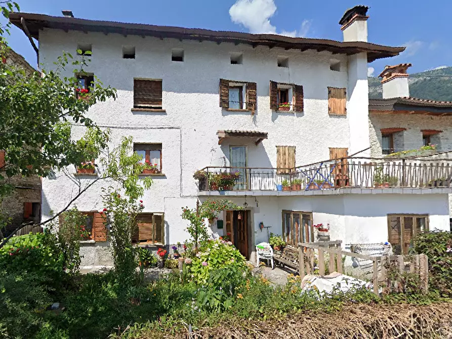 Immagine 1 di Casa indipendente in vendita  in Via della Stretta a Castellavazzo