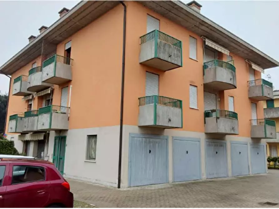 Immagine 1 di Appartamento in vendita  in via Toniolo a Massanzago