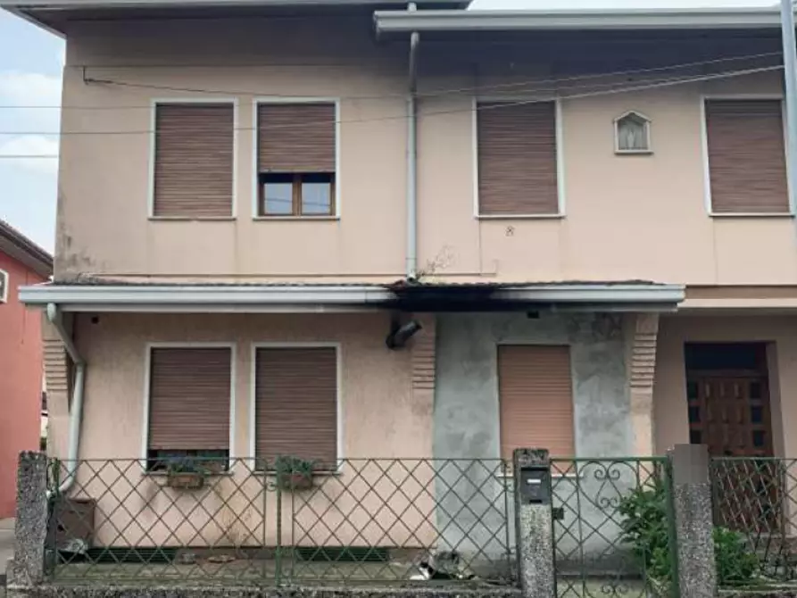 Immagine 1 di Appartamento in vendita  in Via delle Fornaci a San Martino Di Lupari