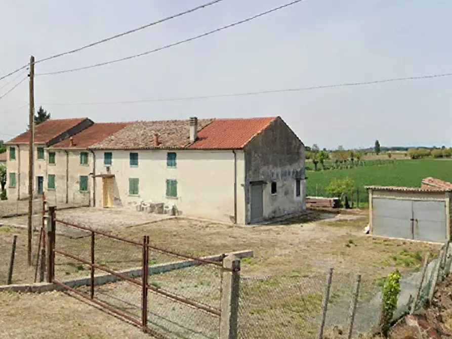 Immagine 1 di Casa indipendente in vendita  in Via Trecenta a Ceneselli