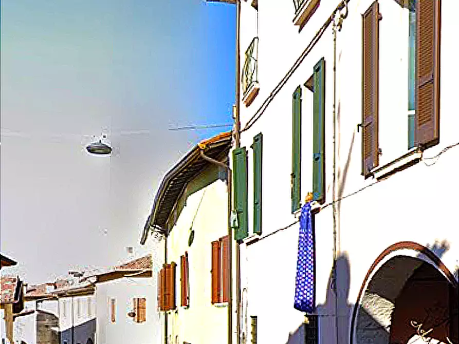 Immagine 1 di Porzione di casa in vendita  in Via Regia Antica a Lonato del Garda