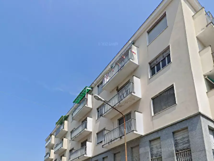 Immagine 1 di Appartamento in vendita  in Piazza Gramsci a Valenza