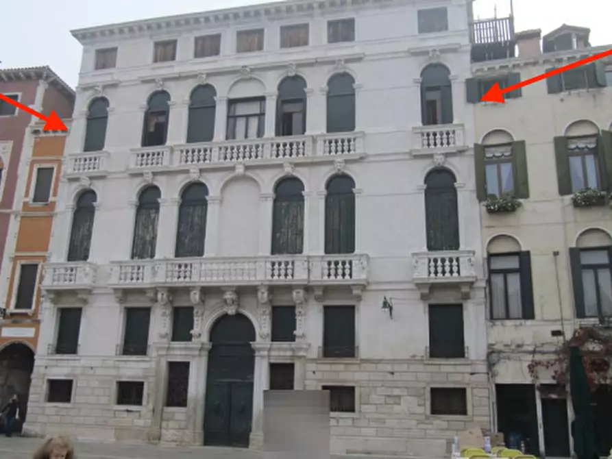 Immagine 1 di Appartamento in vendita  in via Manin a Venezia