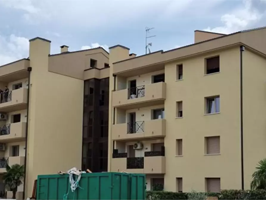Immagine 1 di Appartamento in vendita  in Via Enrico Fermi a Giavera Del Montello