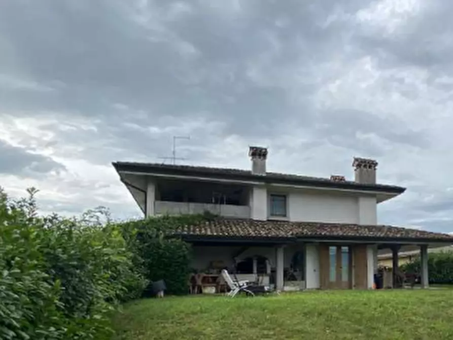 Immagine 1 di Villa in vendita  in Via I° Maggio a Dignano