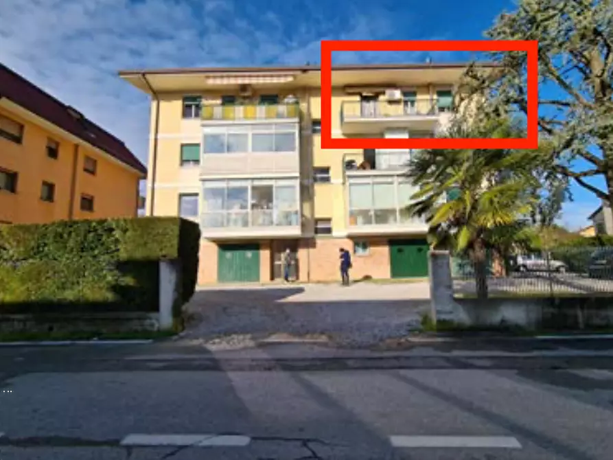 Immagine 1 di Appartamento in vendita  in via I. Svevo a Azzano Decimo