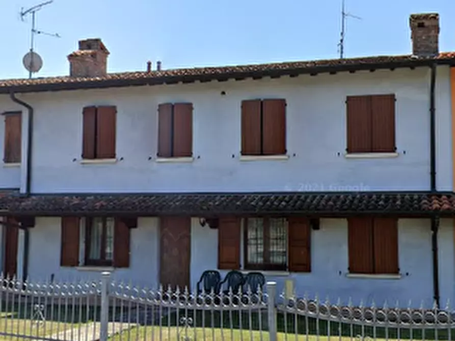 Immagine 1 di Porzione di casa in vendita  in Via Cavour a Montichiari