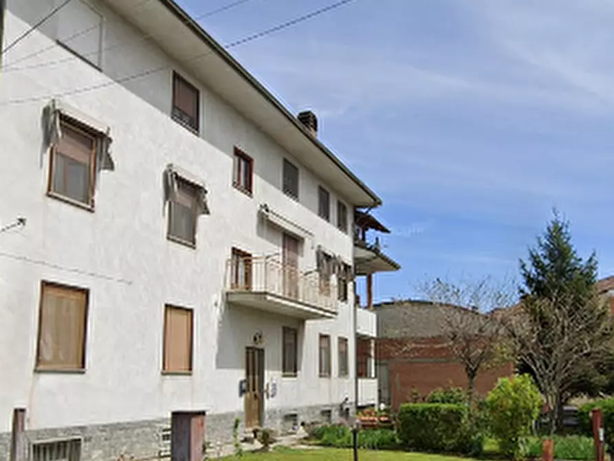 Immagine 1 di Appartamento in vendita  in Via Dietro Castello a Fresonara