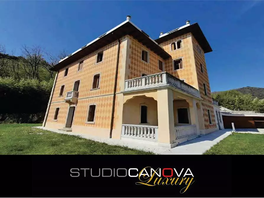 Immagine 1 di Villa in vendita  in Via San Gottardo a Vittorio Veneto
