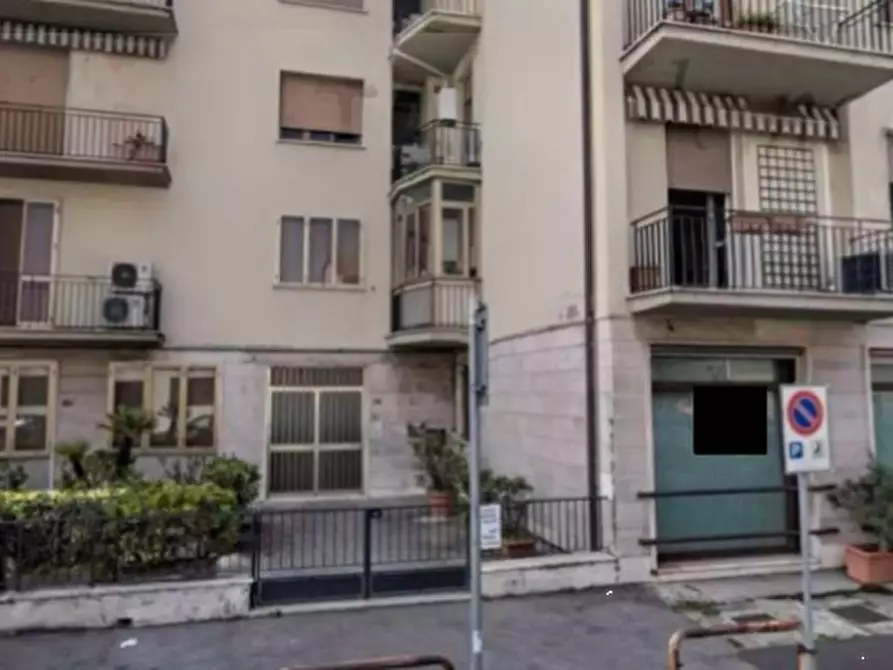 Immagine 1 di Appartamento in vendita  in Via Antonio Rossellino a Prato
