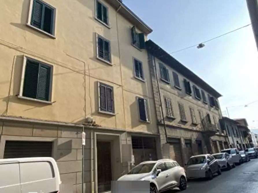 Immagine 1 di Appartamento in vendita  in Via Filippo Strozzi a Prato