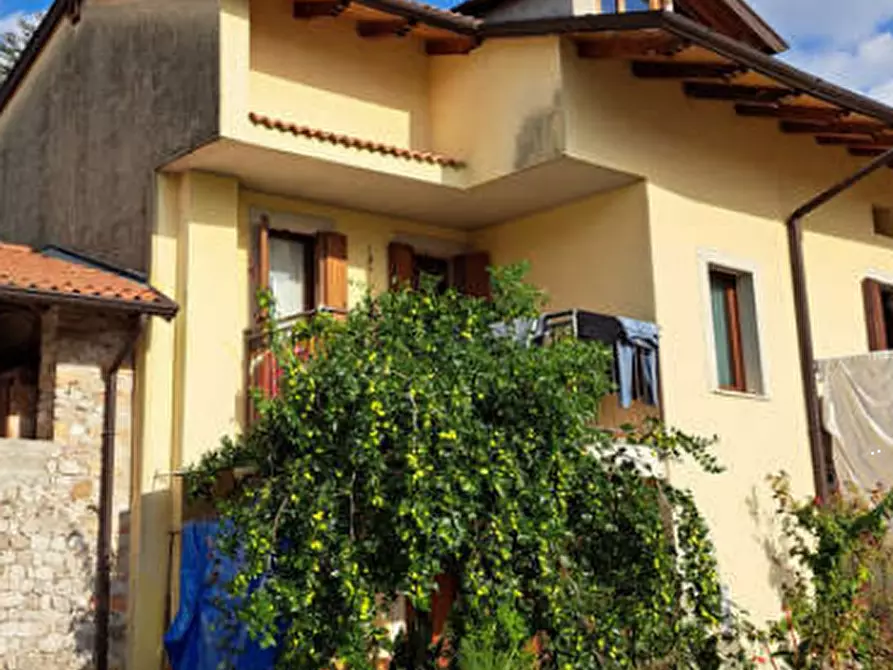 Immagine 1 di Porzione di casa in vendita  in via Libroia a Spilimbergo