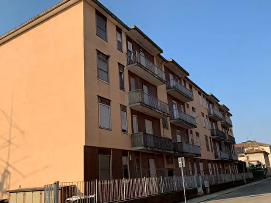 Immagine 1 di Appartamento in vendita  in Via Verona a Casale Monferrato