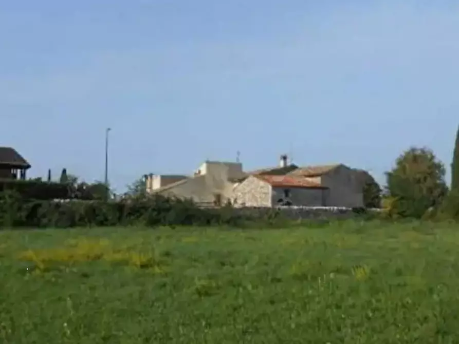 Immagine 1 di Terreno agricolo in vendita  in via Castello a Rivoli Veronese