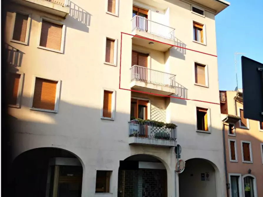 Immagine 1 di Appartamento in vendita  in Via Felice Cavallotti a Conegliano