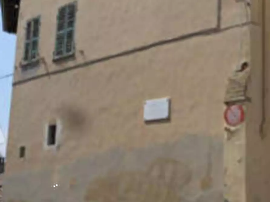 Immagine 1 di Porzione di casa in vendita  in Via Italia a Valenza