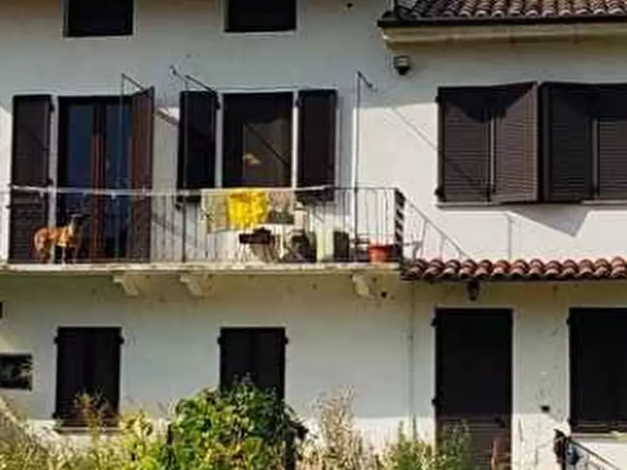 Immagine 1 di Porzione di casa in vendita  in Via Cesare Battisti a Frassineto Po